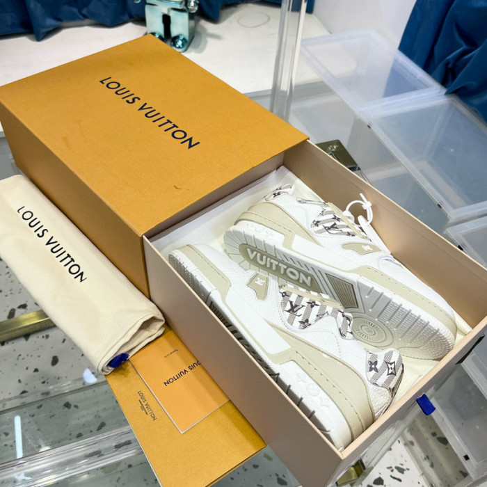 lovt sneaker