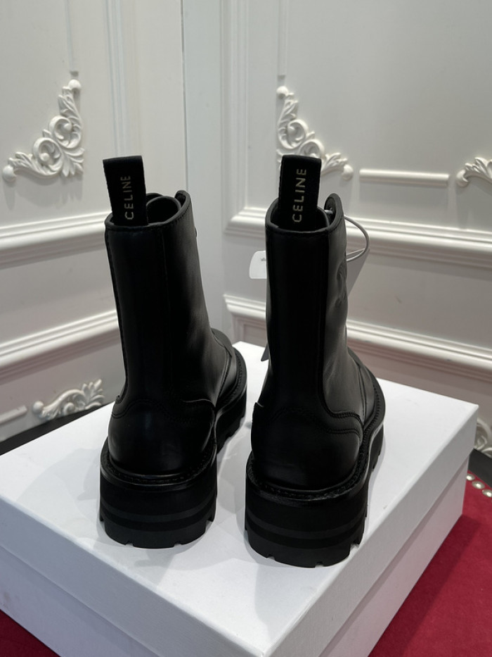 clin boots