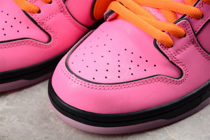 powerpuff girls x nike sb dunk low pro "blossom" fd2631-600