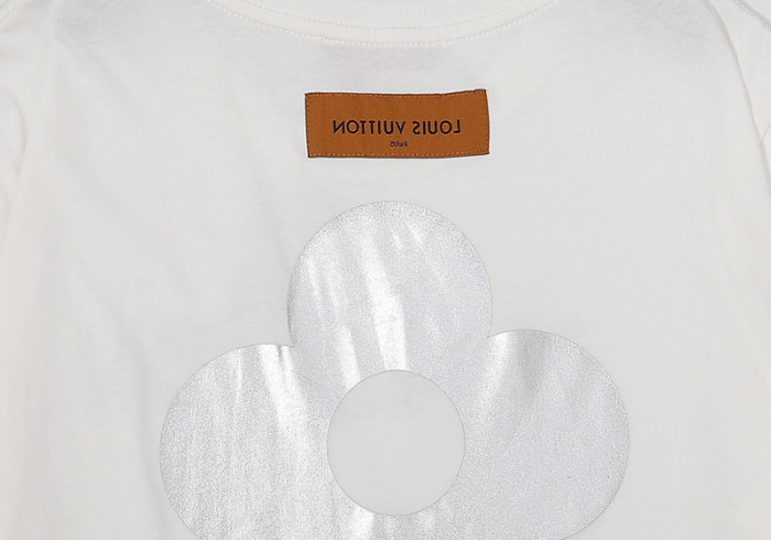 lovt t-shirt