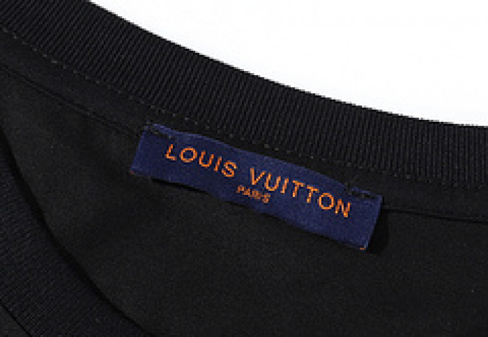 lovt t-shirt