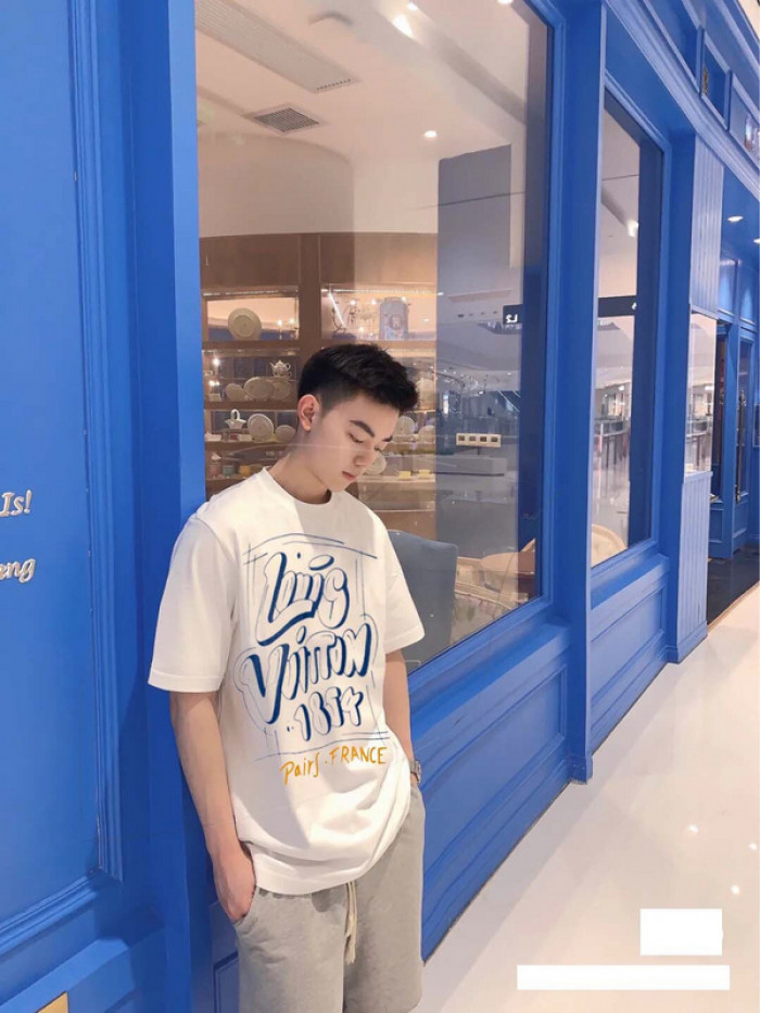 lovt t-shirt