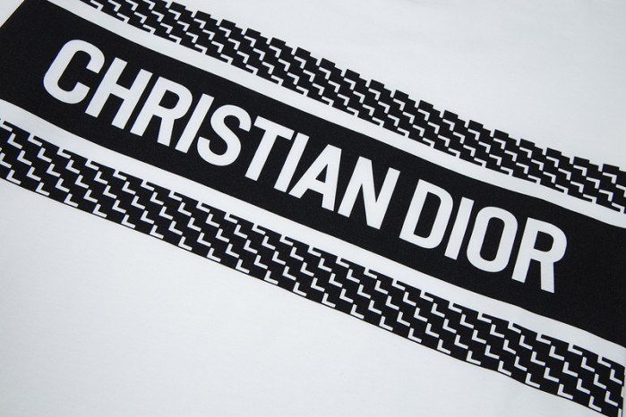 d1or t-shirt